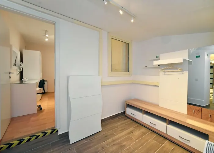 Ban Jelacic Apartment